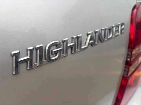 Used 2003 Toyota Highlander Limited image 10