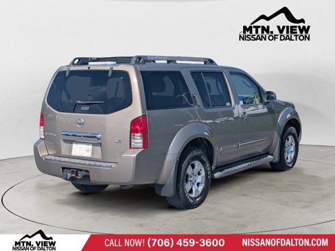 Used 2007 Nissan Pathfinder SE image 7
