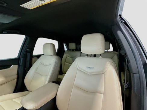 Used 2017 Cadillac XT5 FWD w/ LPO, Wheel Lock Package image 17