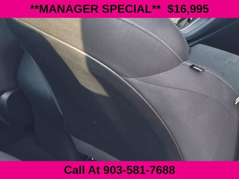 Used 2023 Kia Forte LXS image 18