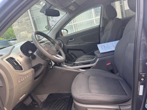 Used 2011 Kia Sportage LX w/ Convenience Pkg image 11