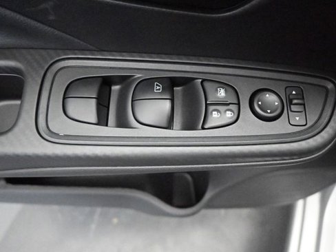 New 2025 Nissan Versa S w/ Trunk Package image 18