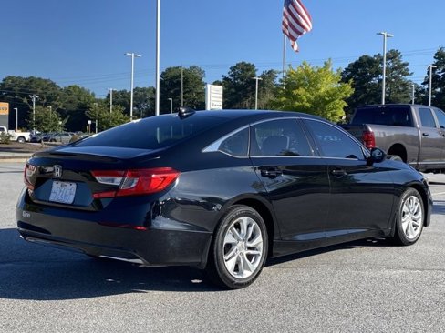 Used 2018 Honda Accord LX image 4