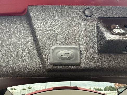 Used 2014 Chevrolet Traverse LTZ image 14