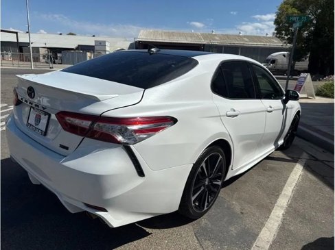Used 2020 Toyota Camry XSE image 7