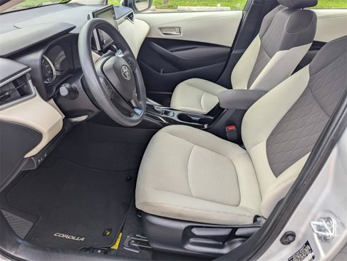 Used 2021 Toyota Corolla LE image 24