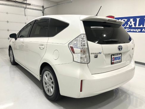 Used 2012 Toyota Prius V Five image 15