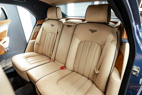 Used 2011 Bentley Mulsanne image 26