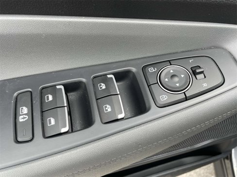 Used 2022 Hyundai Santa Fe SEL image 19