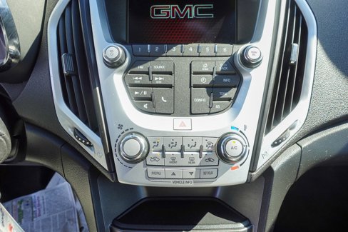 Used 2017 GMC Terrain SLE image 17