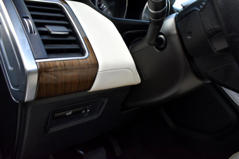 Used 2015 Land Rover Range Rover Sport HSE image 42