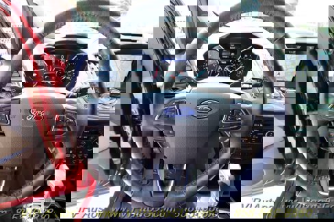 Used 2018 Ford Escape Titanium image 17