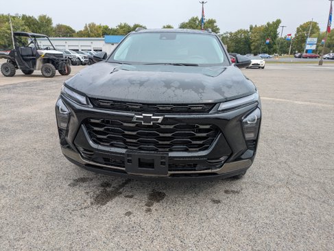 New 2025 Chevrolet Trax ACTIV w/ Sunroof Package image 2