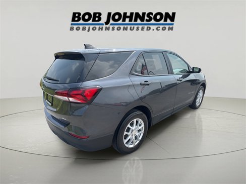 Used 2022 Chevrolet Equinox LS w/ LS Convenience Package image 7