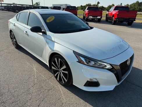 Used 2019 Nissan Altima 2.0 SR image 8