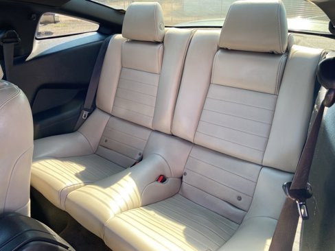Used 2013 Ford Mustang Premium image 19