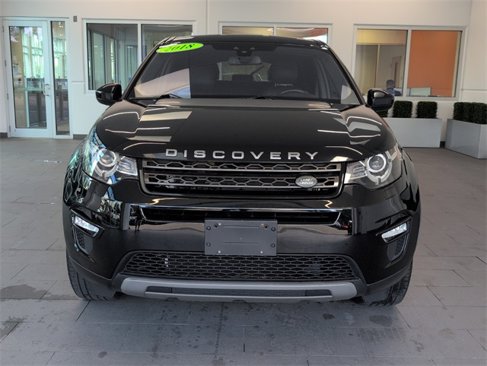 Used 2018 Land Rover Discovery Sport SE image 3