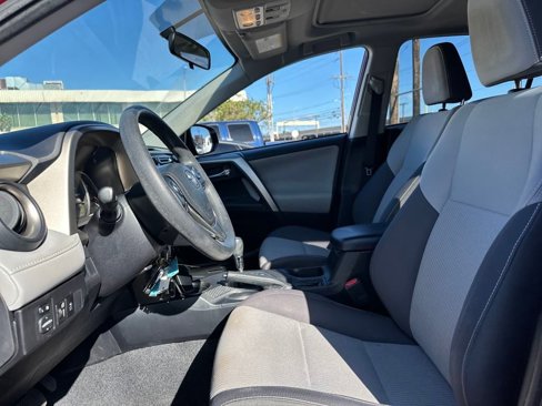 Used 2015 Toyota RAV4 XLE image 12