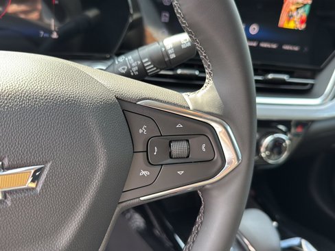 New 2025 Chevrolet Trax LT w/ Driver Confidence Package image 19
