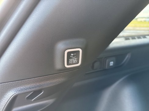New 2025 Jeep Grand Cherokee Laredo X w/ Luxury Tech Group I image 15