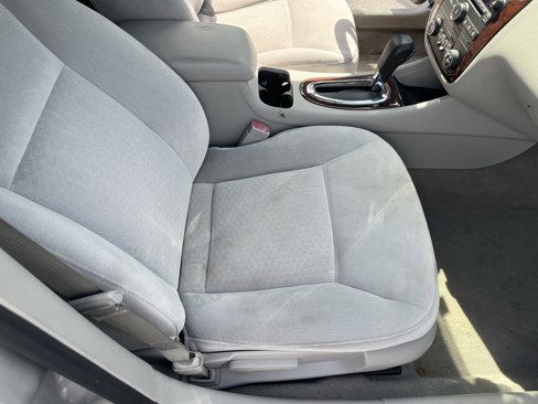 Used 2011 Chevrolet Impala LT image 21