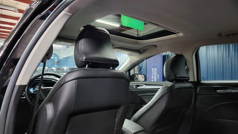Used 2016 Ford Fusion Titanium image 19