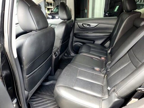 Used 2016 Nissan Rogue SL image 9