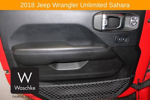 Used 2018 Jeep Wrangler Unlimited Sahara image 16