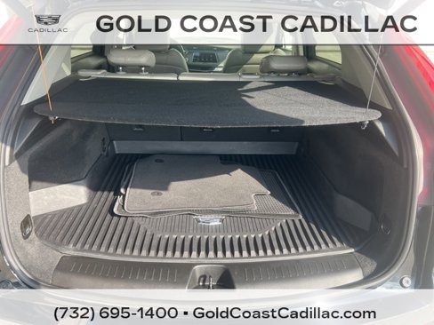 Used 2021 Cadillac XT4 Luxury w/ Cold Weather Package image 11
