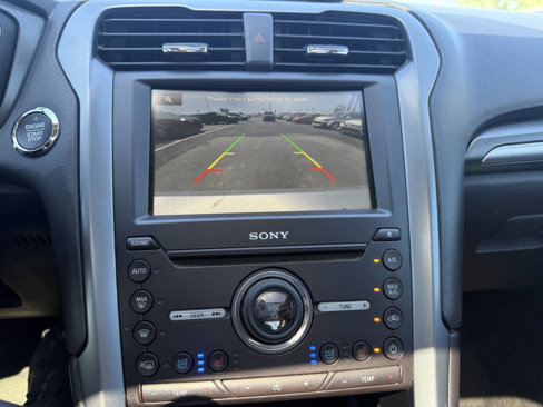 Used 2016 Ford Fusion Titanium image 18