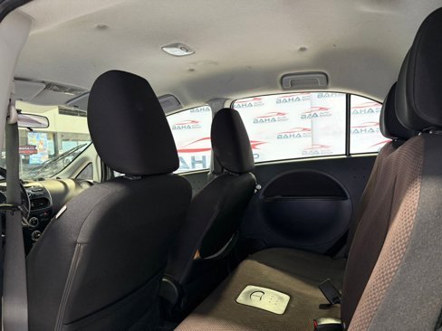 Used 2012 Mitsubishi i ES image 41