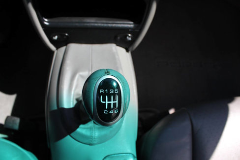 Used 2000 Porsche 911 Carrera 4 image 16