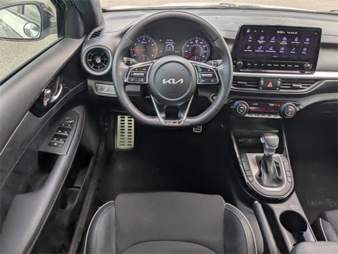 Certified 2023 Kia Forte GT-Line image 17