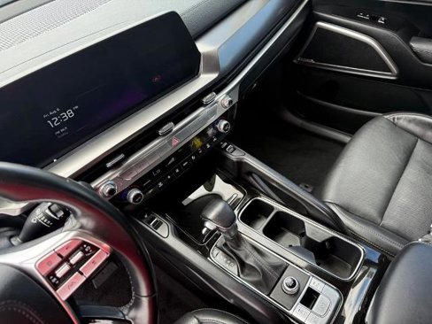 Used 2023 Kia Telluride S image 14