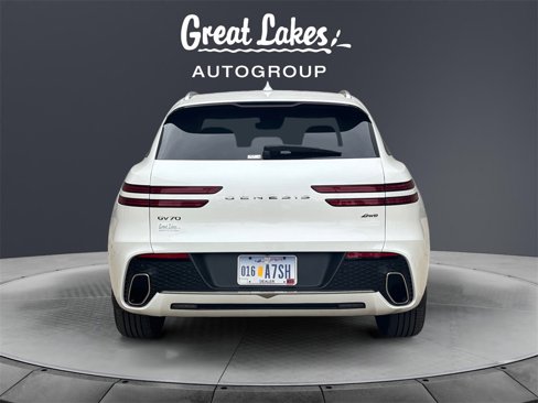 Used 2025 Genesis GV70 2.5T w/ Select Package image 4