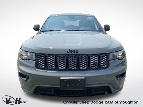 Used 2021 Jeep Grand Cherokee Laredo X image 11