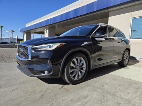 Used 2020 INFINITI QX50 Luxe image 2