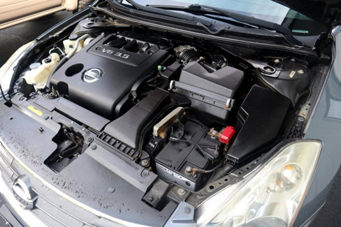 Used 2010 Nissan Altima 3.5 SR w/ Sport Pkg image 35