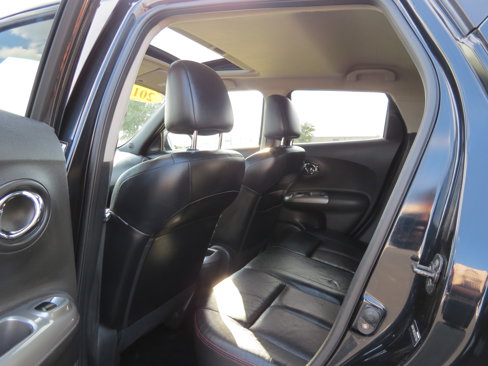 Used 2011 Nissan Juke SL w/ Chrome Pkg image 28
