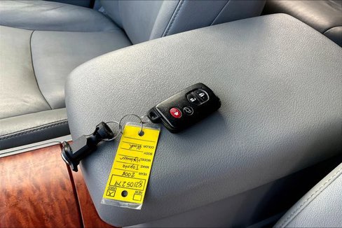 Used 2008 Toyota Highlander Limited image 10