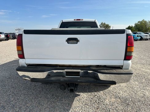 Used 2004 GMC Sierra 2500 SLE w/ Heavy-Duty Power Package image 9
