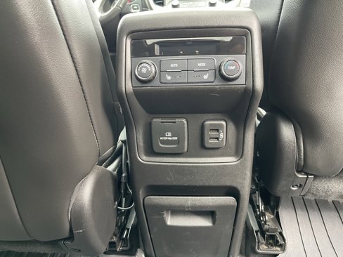 Used 2018 GMC Acadia Denali w/ Technology Package image 33