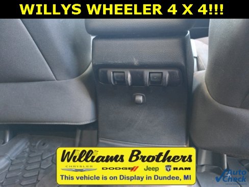 Used 2017 Jeep Wrangler Unlimited Sport image 34