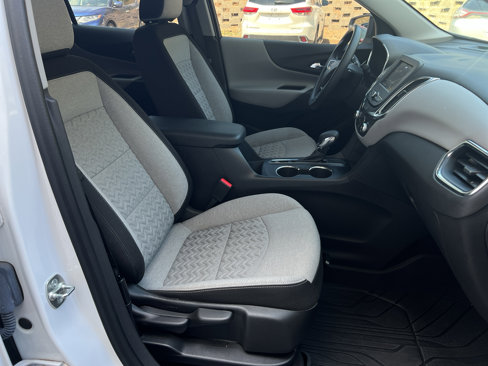 Used 2024 Chevrolet Equinox LS w/ Sport Edition image 14