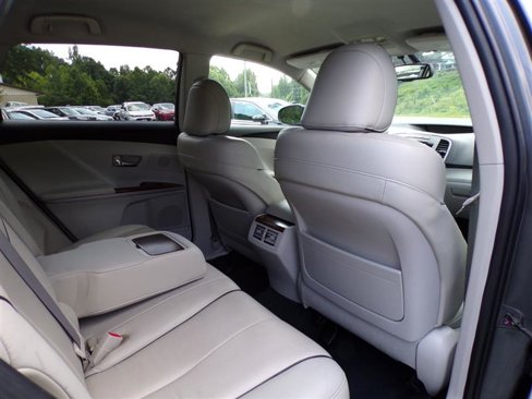 Used 2009 Toyota Venza Limited w/ Comfort Pkg image 22