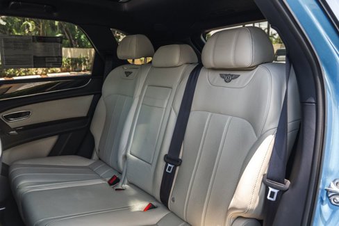 Used 2020 Bentley Bentayga image 23