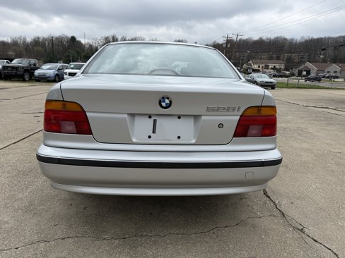 Used 2000 BMW 528i Sedan image 8