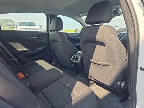 Used 2024 Chevrolet Malibu LT image 19