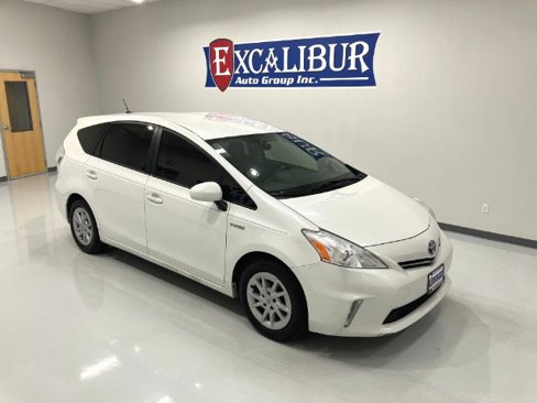 Used 2012 Toyota Prius V Five image 48