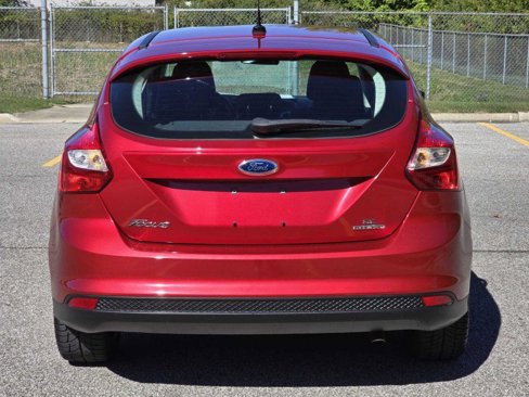 Used 2012 Ford Focus SE w/ SE Sport Pkg image 20